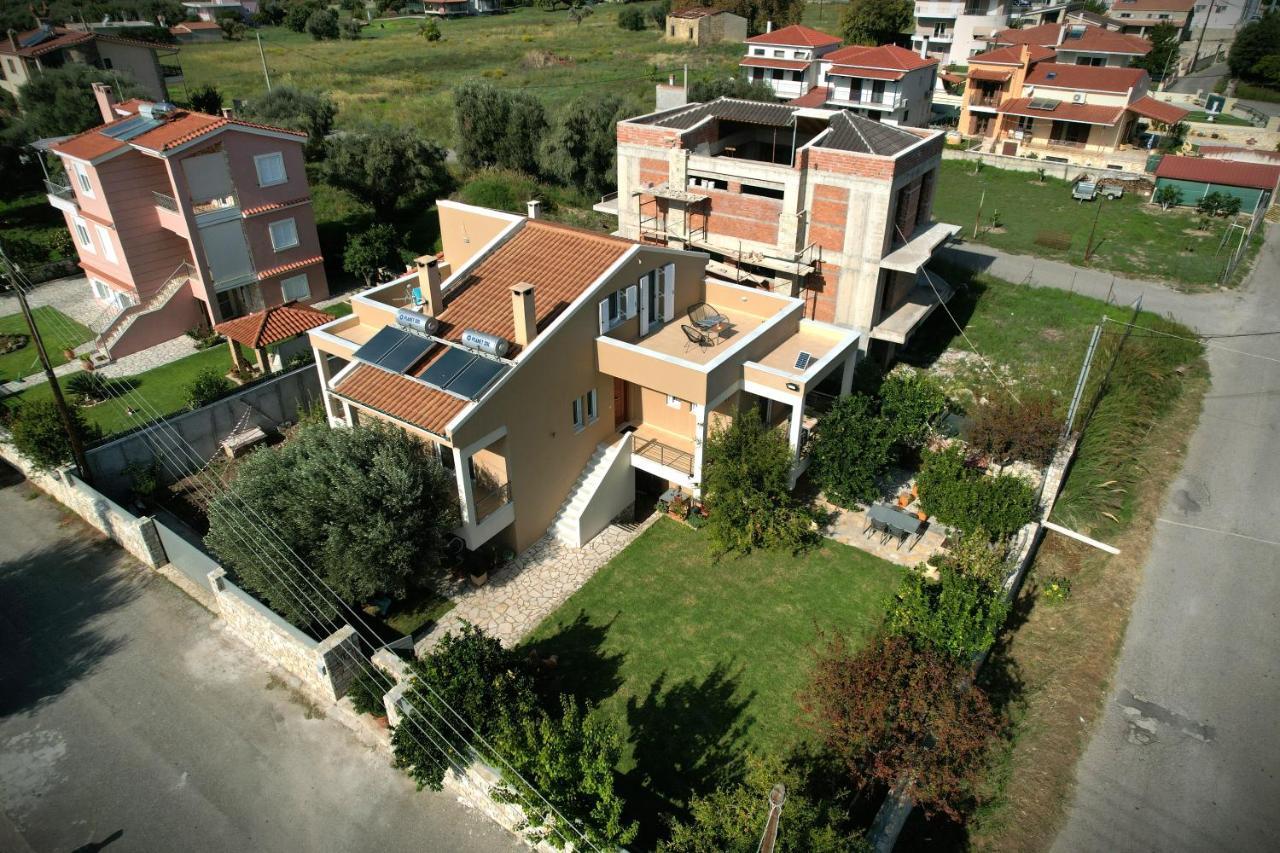 Fou'S Apartment Nafpaktos Esterno foto